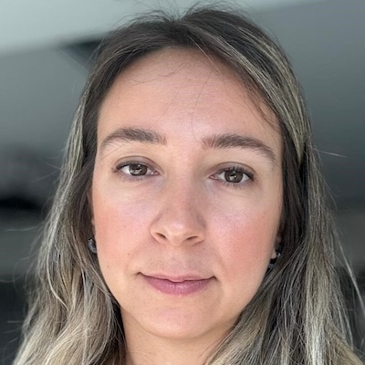 Esin Deniz