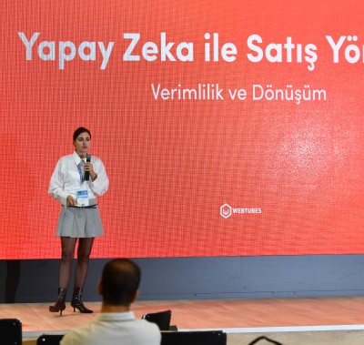 Yapay Zeka ile Satış Yönetimi konulu seminerden görsel